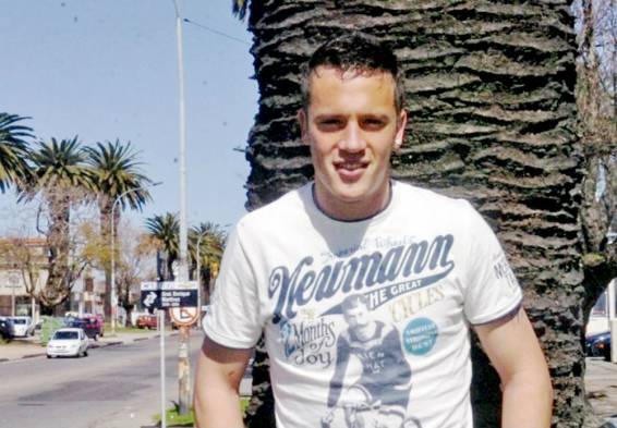 Abero, un tuttofare della fascia sinistra per il bologna preview