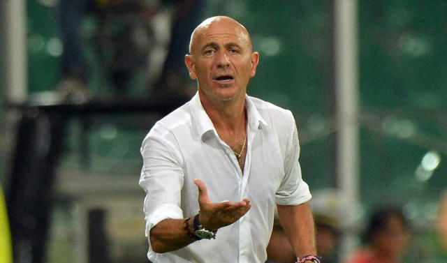 Sannino: “Spiace per i fischi, diamo il massimo” preview