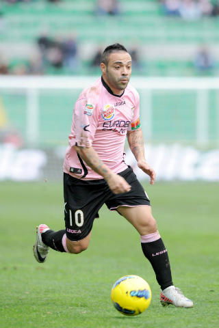 Esclusiva: perché Miccoli frena sul rinnovo preview