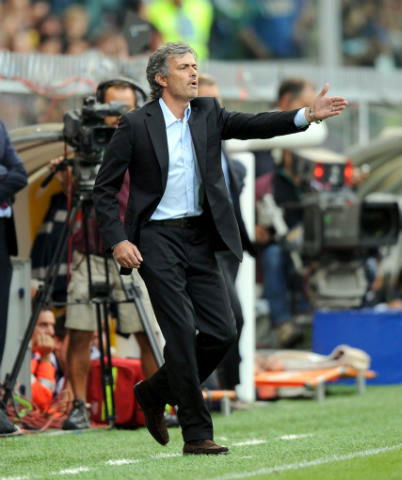 PSG, i proprietari smentiscono contatti con Mourinho article-post