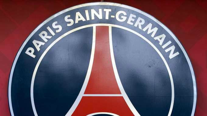 Il Psg si fa sotto per Evra preview