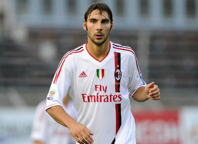 Comi segna per la Reggina. E studia per il Milan… preview