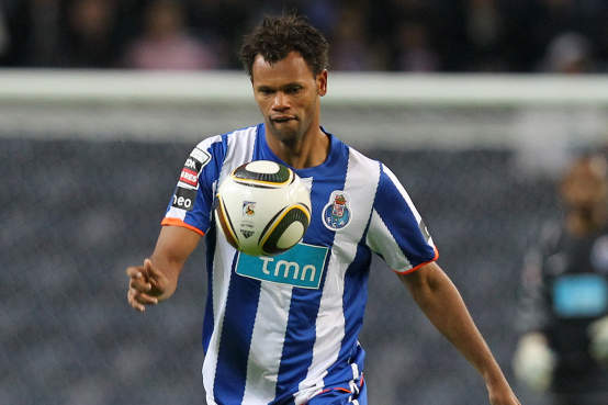 Dal Portogallo:Bigon vuole Rolando in prestito, no del Porto preview