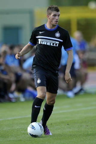 Esclusiva: il Milan pensa a Santon, ma per giugno preview