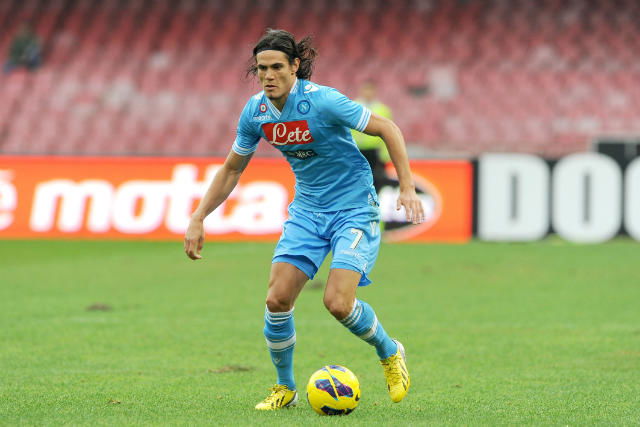 Cavani: “Futuro? Penso al Napoli. Messi il più forte” preview
