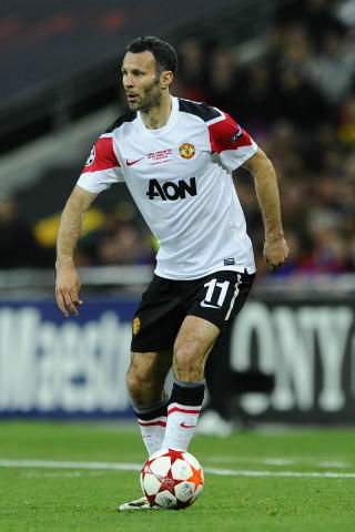 Ufficiale: Manchester United, Giggs rinnova article-post