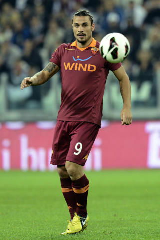 Roma: il Valencia valuta Osvaldo preview