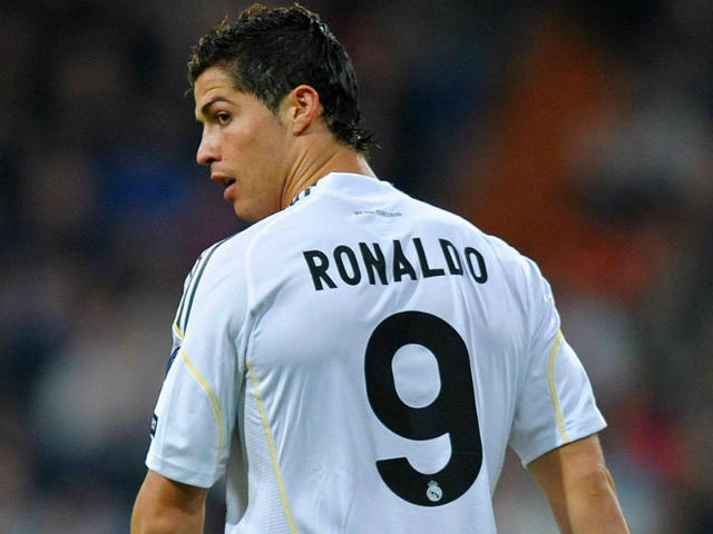 Dalla Francia: il Psg offre 18 milioni all’anno a Ronaldo article-post