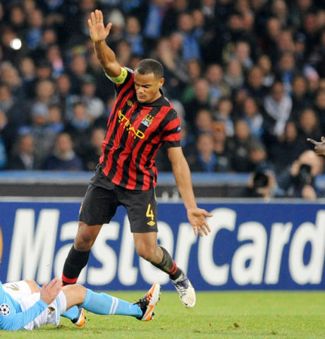 Barça: offerti al City 20 milioni per Kompany article-post