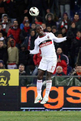 Il Milan riscatta Zapata dal Villareal: è ufficiale preview