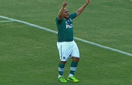 Walter e i suoi 100 kg: chiesto il rinnovo al Goias, niente Corinthians preview