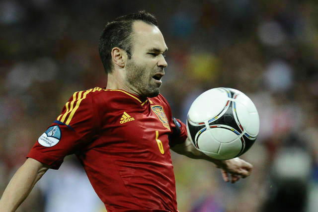 Daily Star: derby di Manchester per Iniesta preview