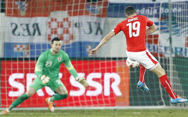 Bader alla BILD: “Nessuna offerta per Josip Drmic” preview