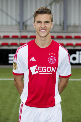 Daily Mirror: Tottenham, con Van Gaal assalto a Veltman article-post