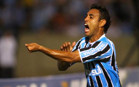 WERLEY ANANIAS DA SILVA, IL CAGLIARI PROVA IL COLPO IN DIFESA preview