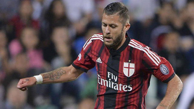 Milan, problemi per Menez: il comunicato ufficiale preview