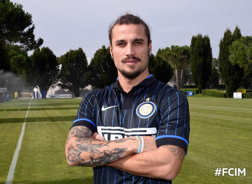 Inter, pugno duro con Osvaldo: fuori rosa e sul mercato preview