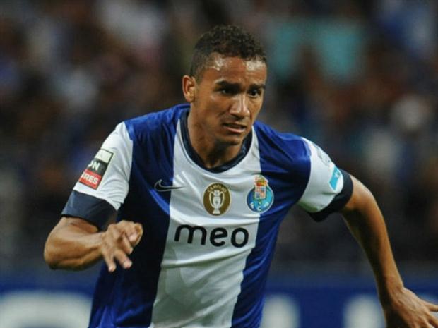 DANILO, QUANTITA’ E QUALITA’ A SERVIZIO DEL PORTO preview