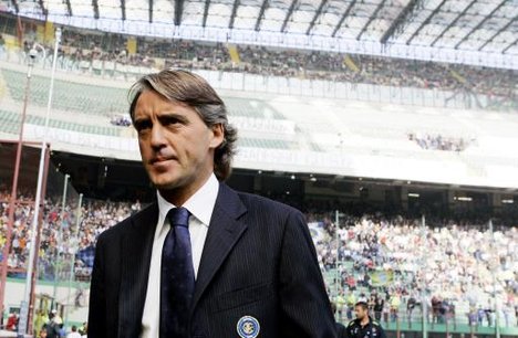Mancini: “Icardi qui a lungo, Toure acquisto possibile” article-post