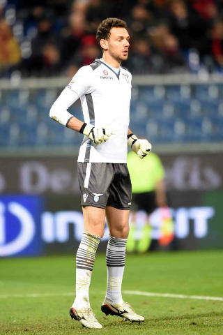 BERISHA CON LE MOLLE preview