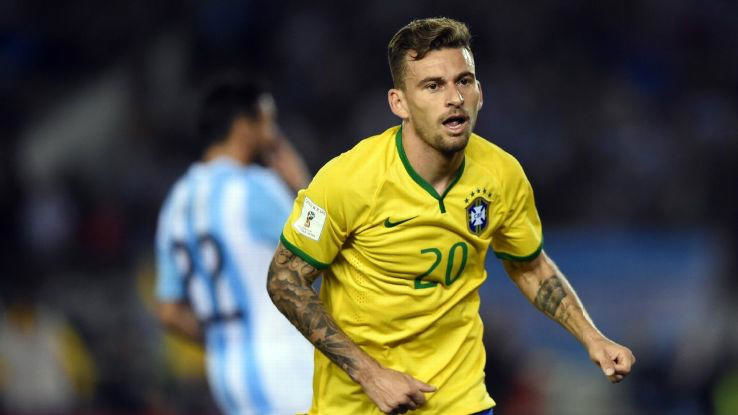 LUCAS LIMA, FANTASIA AL POTERE IN SALSA DOYEN preview