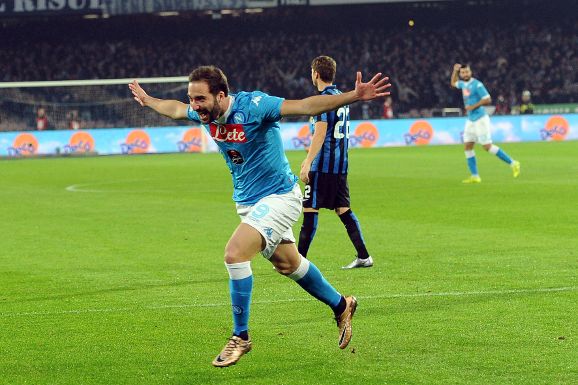 Napoli, stesa l’Inter col brivido: Higuain regala la vetta article-post