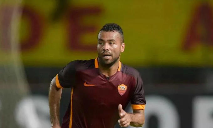 Ufficiale: Ashley Cole lascia la Roma, contratto risolto article-post