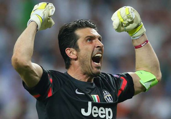 Super Buffon nella leggenda: ora il record è suo preview