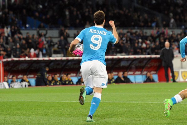 Napoli-Genoa, le formazioni ufficiali: ok Higuain preview