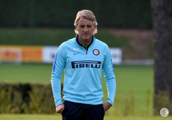 Mancini: “Gli arbitri italiani sono troppo fiscali” preview