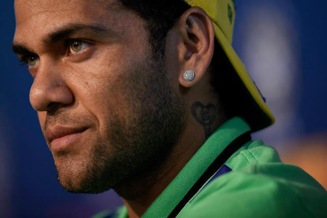 Alves: “Barça e Brasile hanno filosofie di gioco diverse” preview