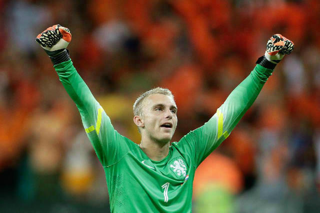 Olanda, Cillessen si rompe il naso in allenamento preview
