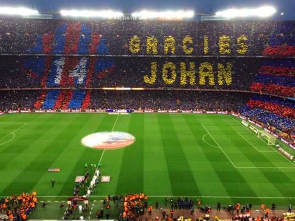 Barcellona, coreografia da brividi per il Clasico: “Gràcies Johan” preview