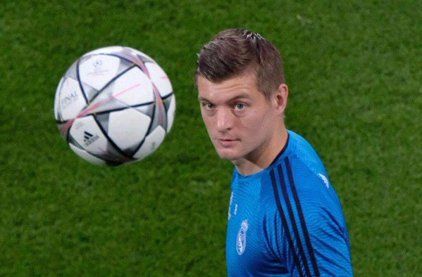 Il fratello di Kroos: “Allo United con Mou farebbe bene” preview
