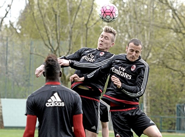 Milan, i convocati per la Juve: recuperato Montolivo preview