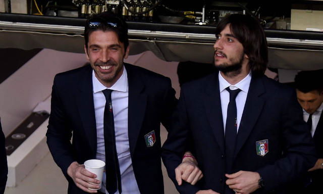 Buffon scrive a Perin: “In bocca a lupo, tornerai più forte di prima” preview