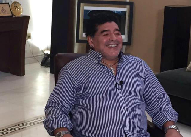Maradona-bis: “De La venderà Higuain. Sulla Juve e Conte…” preview