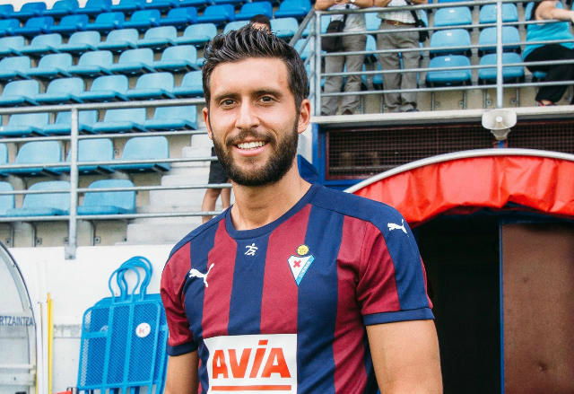 As: per Borja Baston anche due club di Premier preview