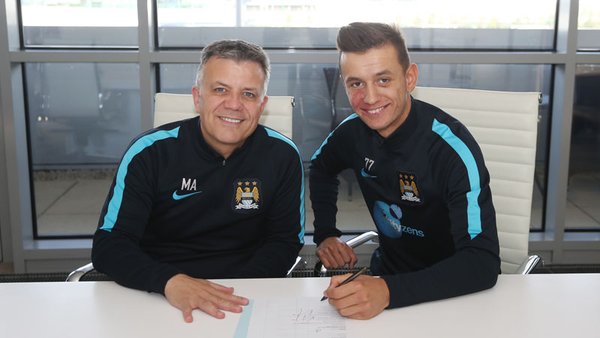 Manchester City, è ufficiale il rinnovo fino al 2020 di Celina preview