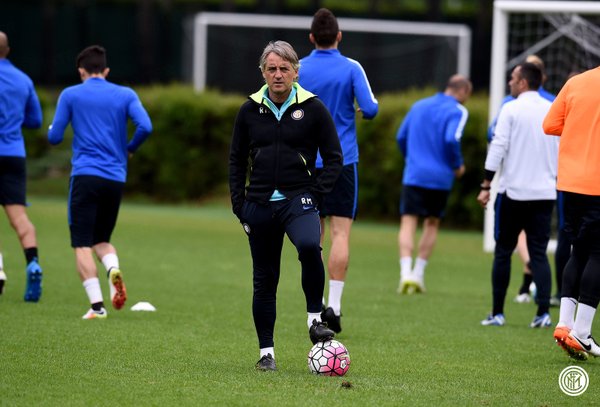 Mancini: “Banega è stato preso, io resto. E su Ibra…” preview