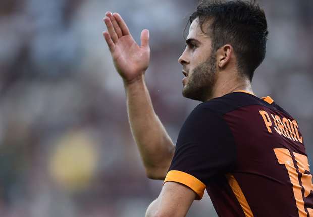 Pjanic: “Juve? Se arriva un’offerta ufficiale…” preview
