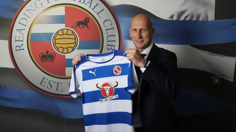 L’ex milanista Stam guiderà il Reading preview