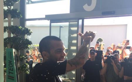 Alves Twitter Juventus