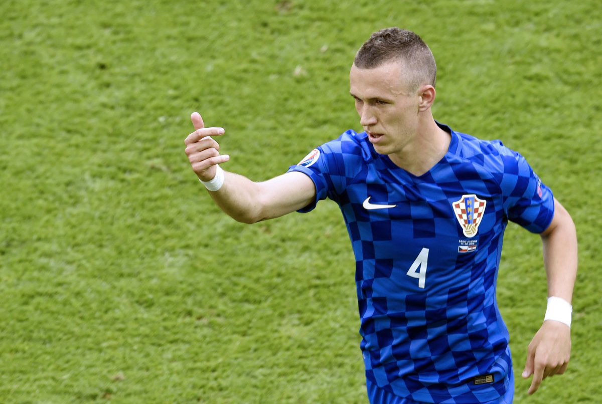 Perisic contro i tifosi croati: “Forse sarebbe meglio non giocare più” article-post