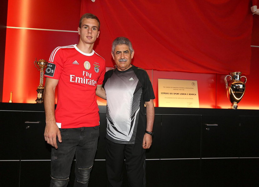 Ufficiale: Benfica, preso il gioiellino Kalaica preview