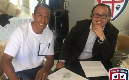 Foto: tifosidelcagliari – Mauro Cossu on Twitter
Read more at http://www.alfredopedulla.com/cagliari-bruno-alves-ora-ce-anche-la-firma/#P3OosKLDGvHk3AcH.99