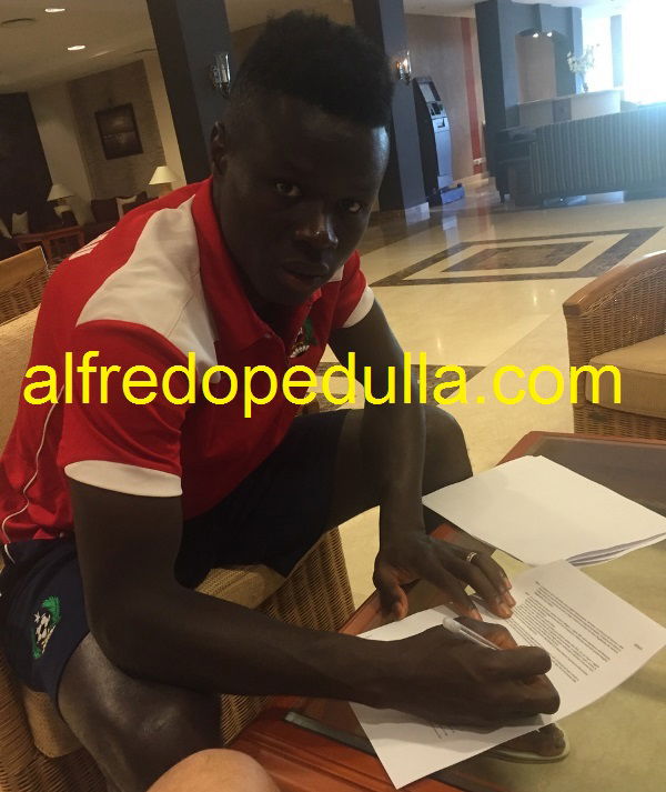 Camará-Avellino, ecco la foto della firma preview