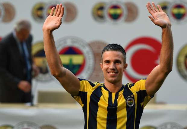 Dalla Turchia: Lazio, c’è il sì di Van Persie. I dettagli preview