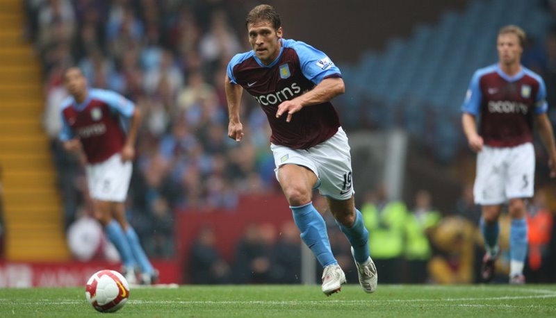 Leucemia sconfitta, Petrov torna a giocare: convocato dall’Aston Villa per il ritiro article-post