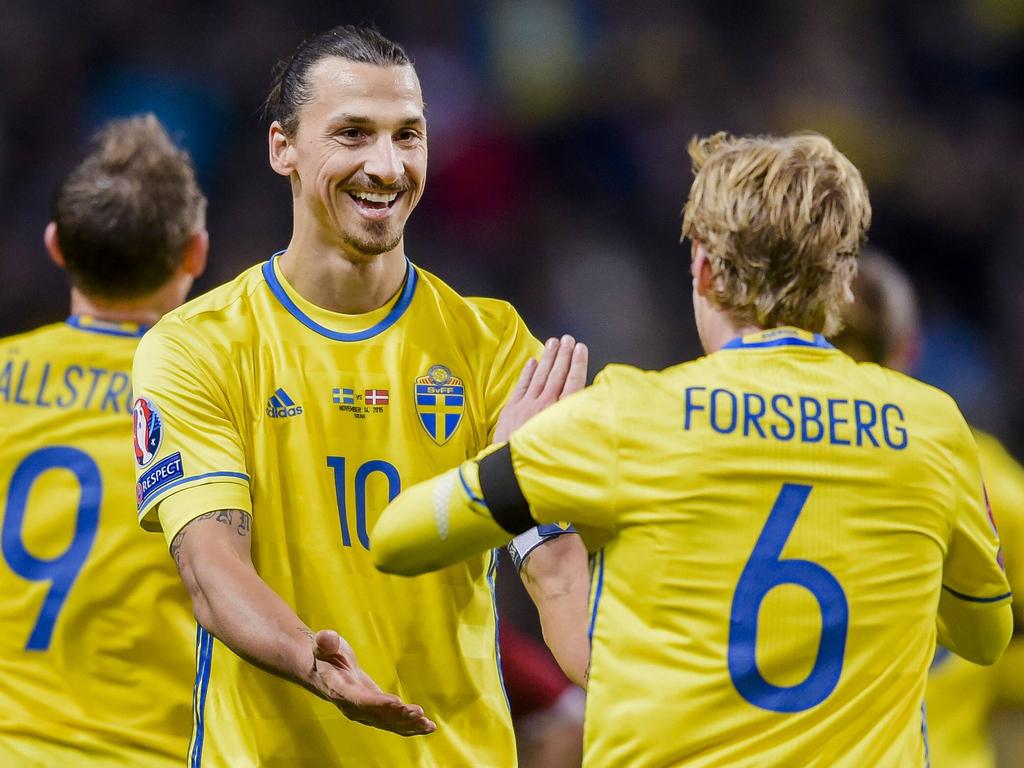 Ibra: “Che emozione il ritorno in Nazionale, avevo le farfalle nello stomaco”. E intanto si autoproclama Re article-post